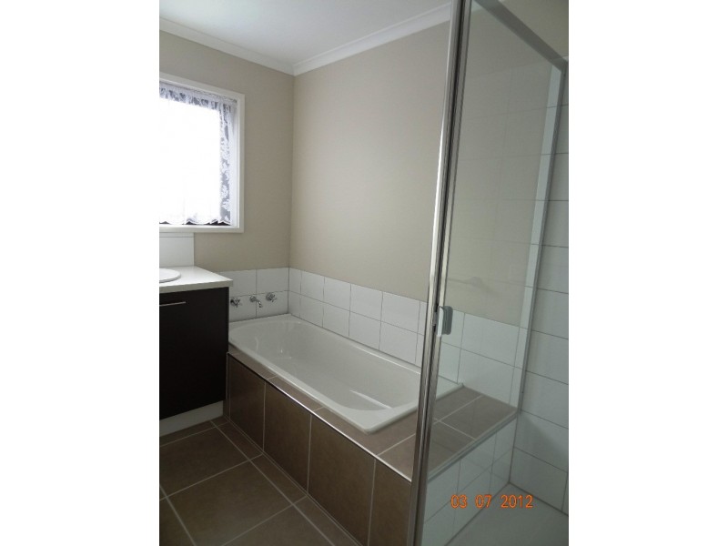 2 Kookaburra Avenue, Werribee VIC 3030