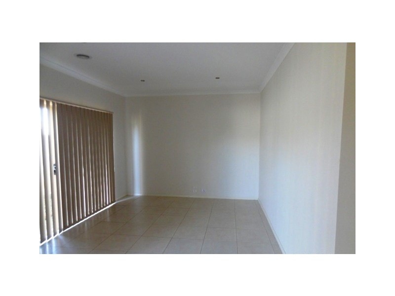 3/5 Bernhardt Avenue, Hoppers Crossing VIC 3029