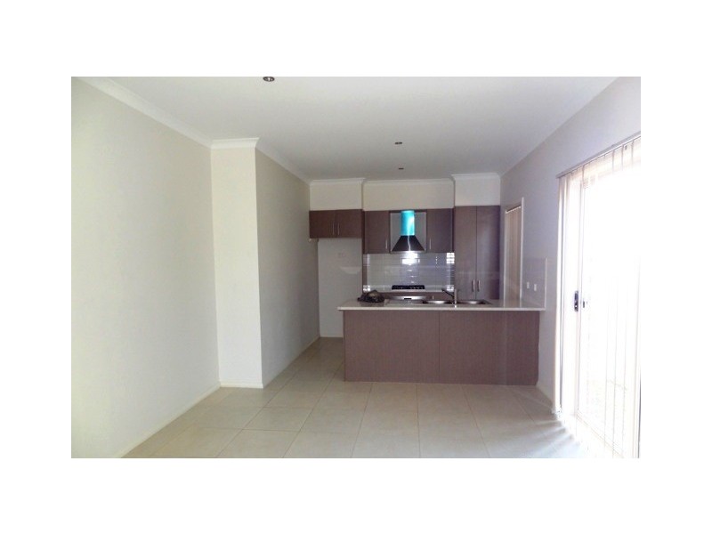 3/5 Bernhardt Avenue, Hoppers Crossing VIC 3029