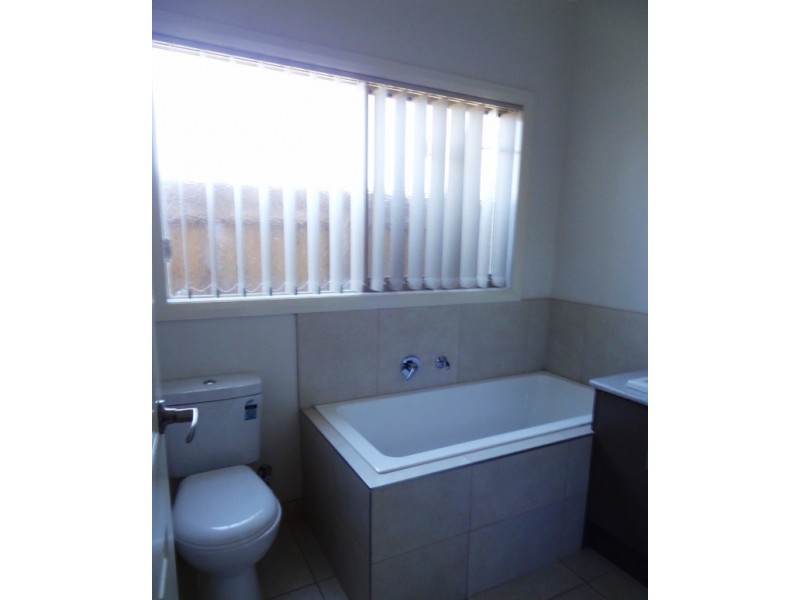 3/5 Bernhardt Avenue, Hoppers Crossing VIC 3029