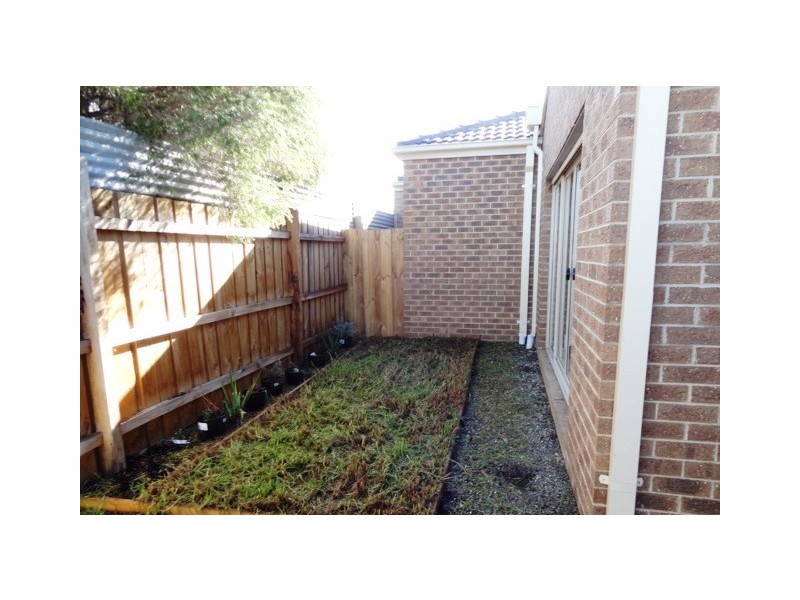 3/5 Bernhardt Avenue, Hoppers Crossing VIC 3029