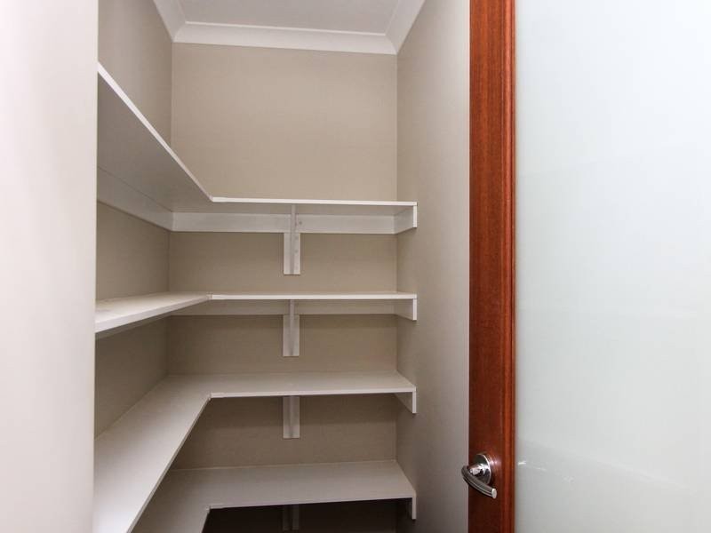 35 Holly Green Circuit, Truganina VIC 3029