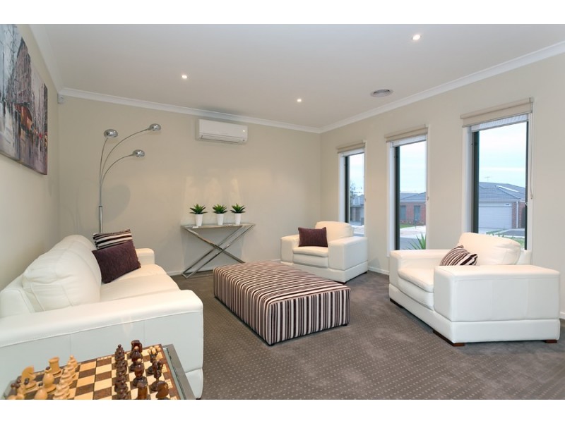 10 Montezuma Avenue, Truganina VIC 3029