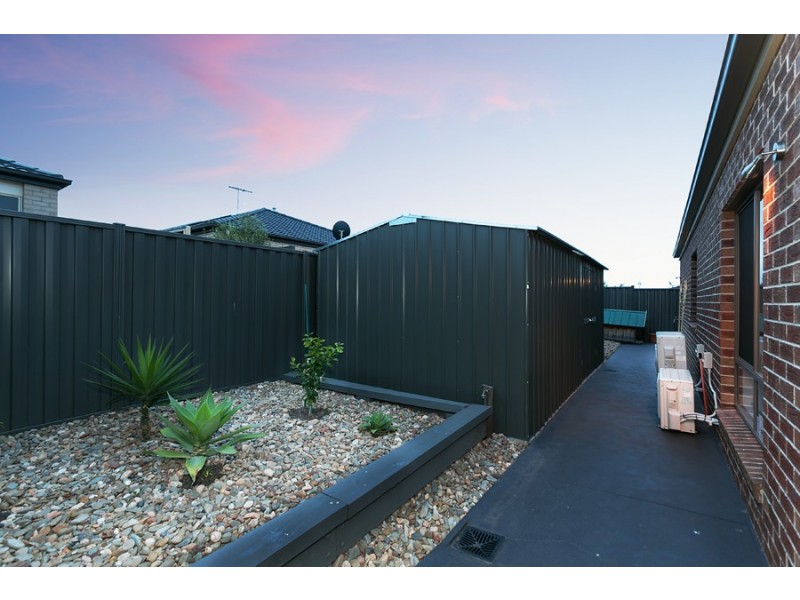 10 Montezuma Avenue, Truganina VIC 3029