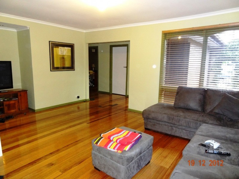 19 Warringa Crescent, Hoppers Crossing VIC 3029