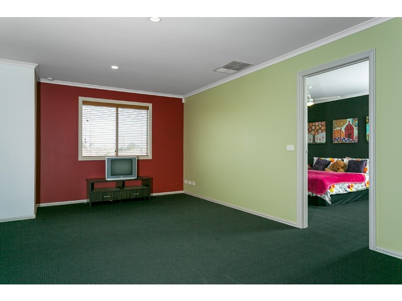 4 Citrus Close, Hoppers Crossing VIC 3029