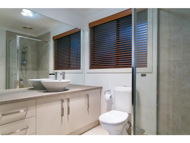4 Citrus Close, Hoppers Crossing VIC 3029