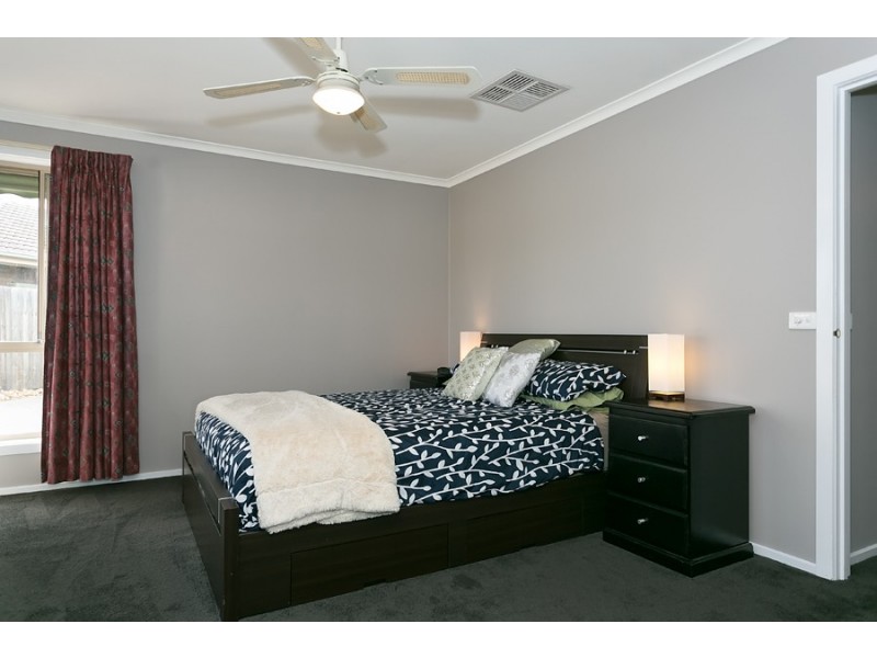 4 Citrus Close, Hoppers Crossing VIC 3029