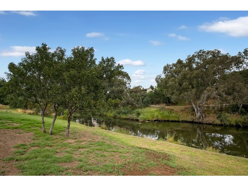 6 Coop Street, Werribee VIC 3030