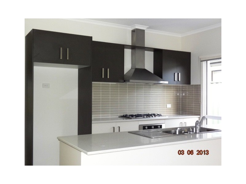 10 Munro Drive, Wyndham Vale VIC 3024