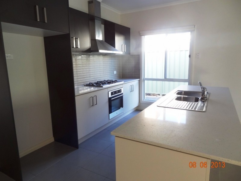 10 Munro Drive, Wyndham Vale VIC 3024