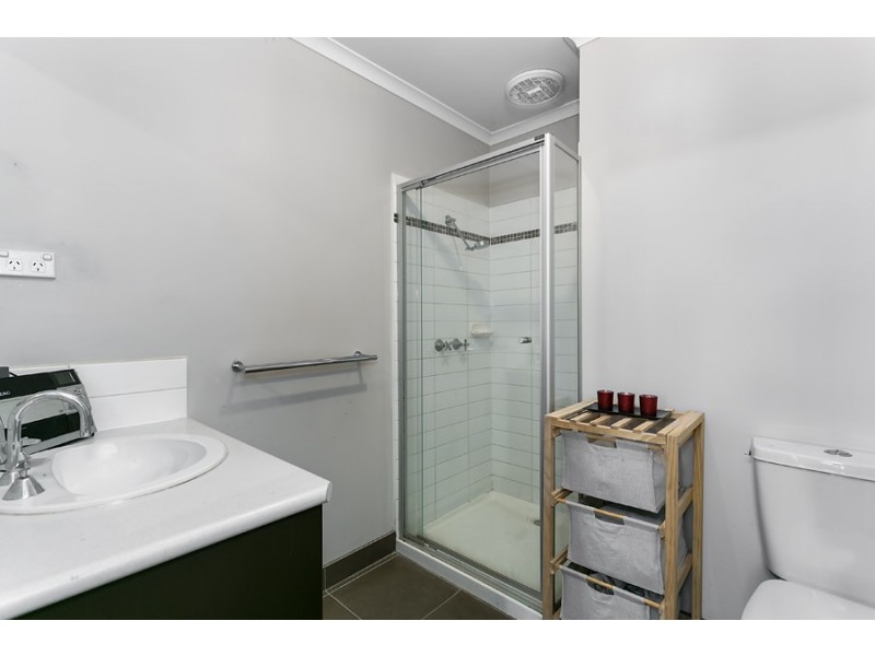 16 Parawong Parade, Wyndham Vale VIC 3024