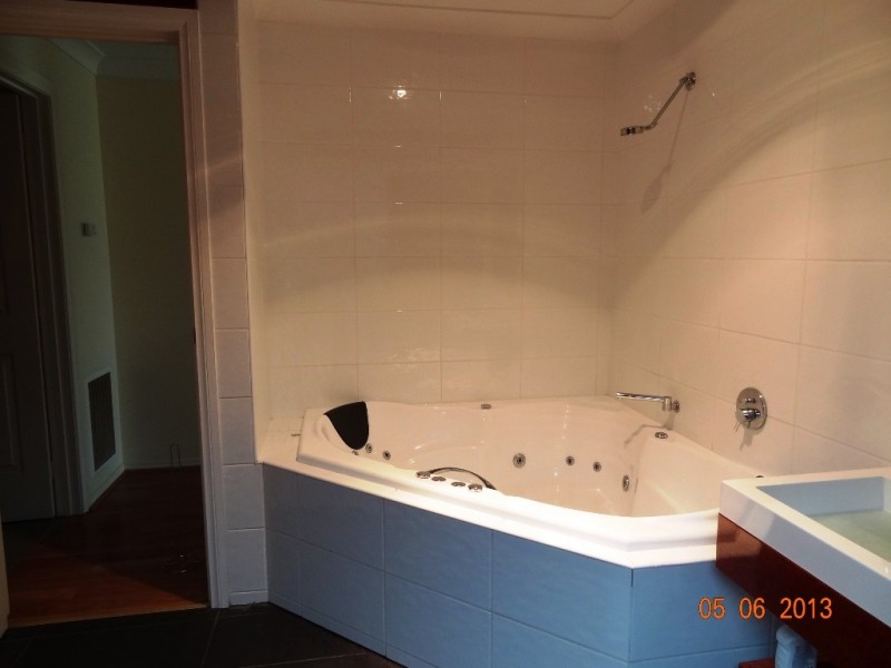 21 Eleanor Drive, Hoppers Crossing VIC 3029