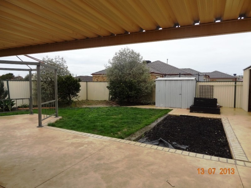 21 Eleanor Drive, Hoppers Crossing VIC 3029