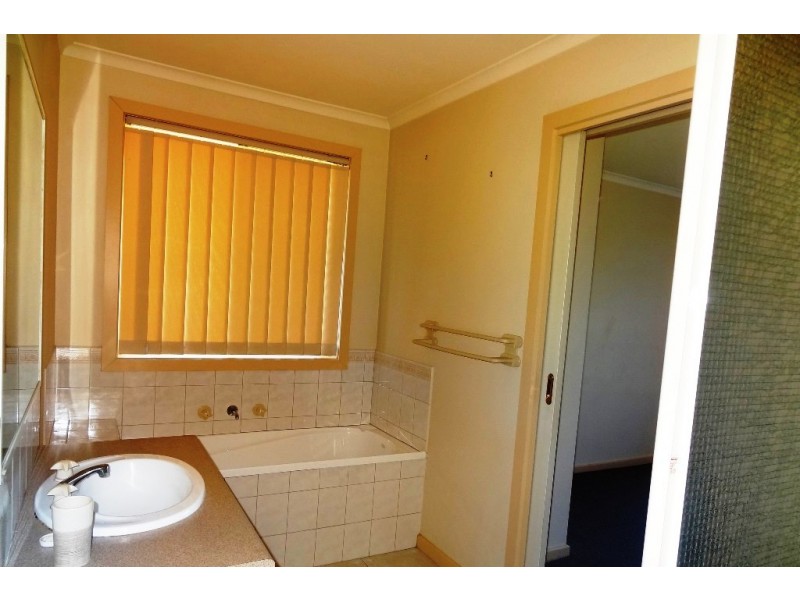 7 Chester Court, Wyndham Vale VIC 3024