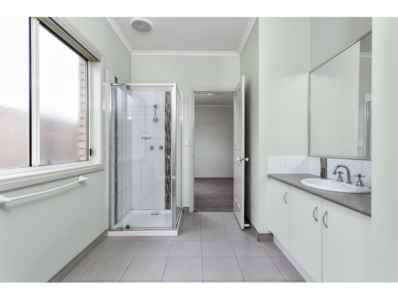 55 Cheviot Drive, Truganina VIC 3029