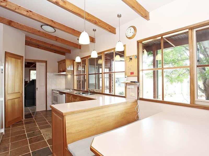4 Callanan Grove, Werribee South VIC 3030