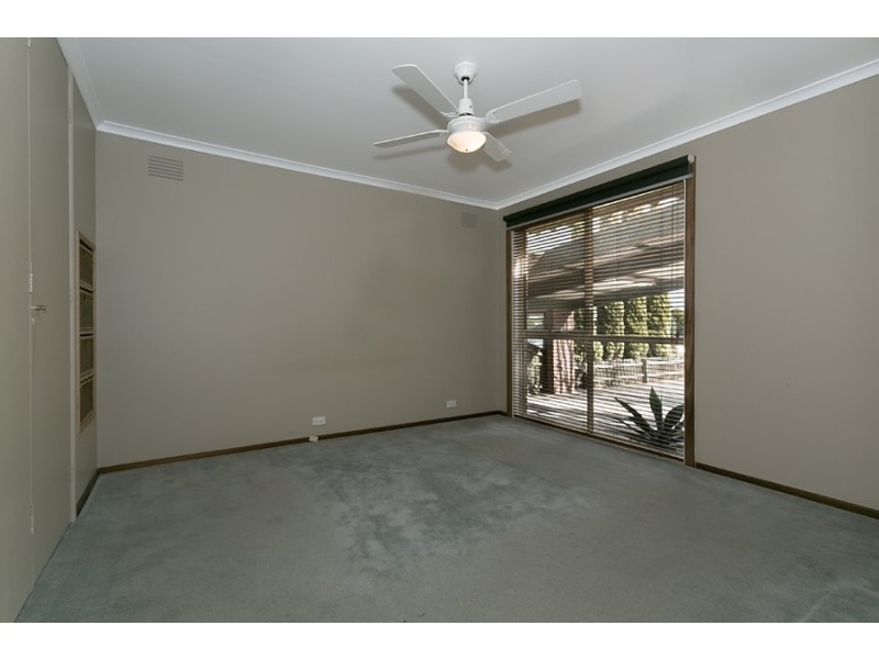 24 Mc Cormack Crescent, Hoppers Crossing VIC 3029