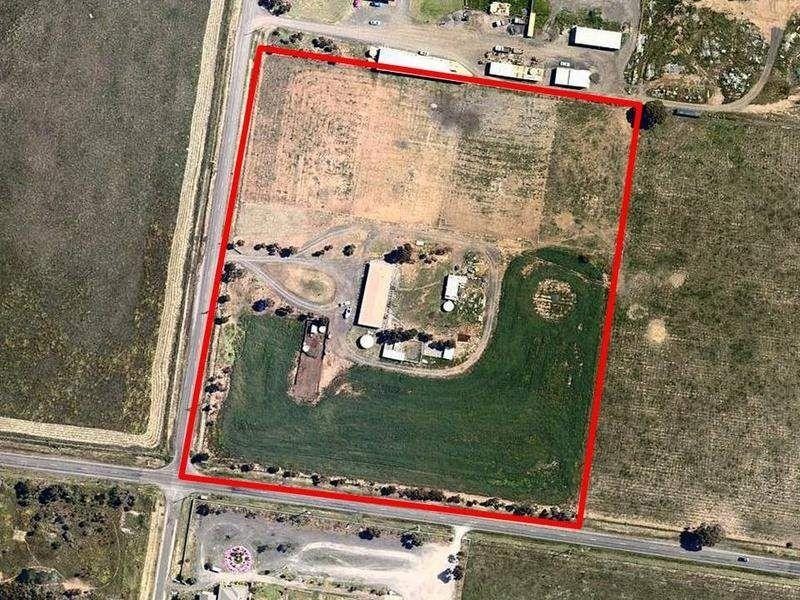1330 Dohertys Road, Tarneit VIC 3029