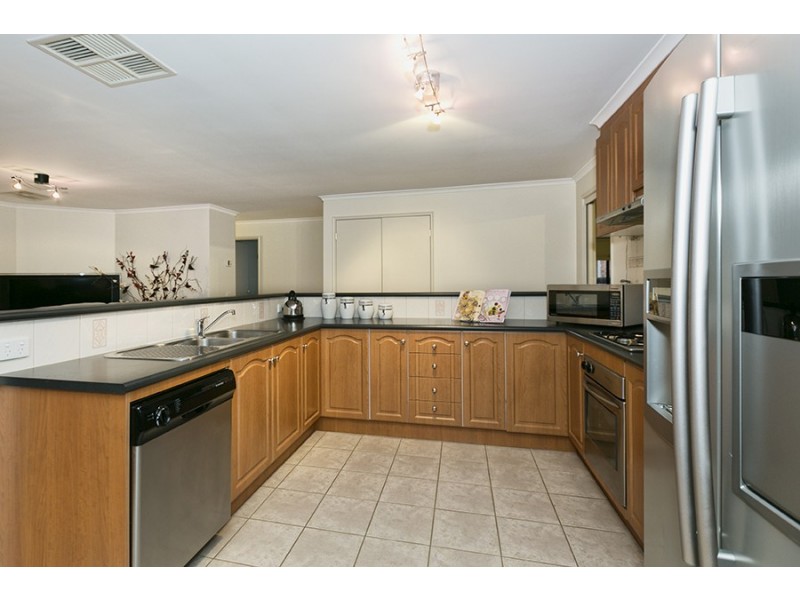 120 Thames Blvd, Tarneit VIC 3029