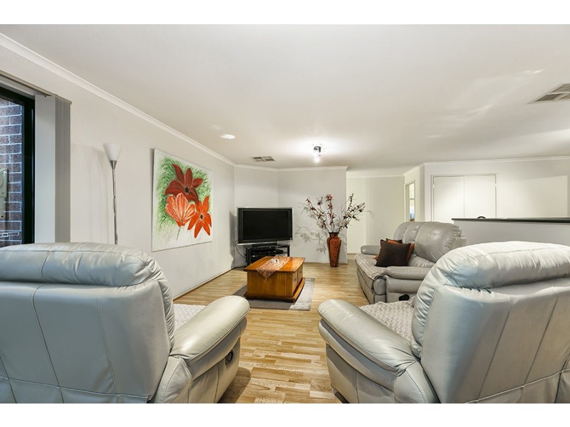 120 Thames Blvd, Tarneit VIC 3029