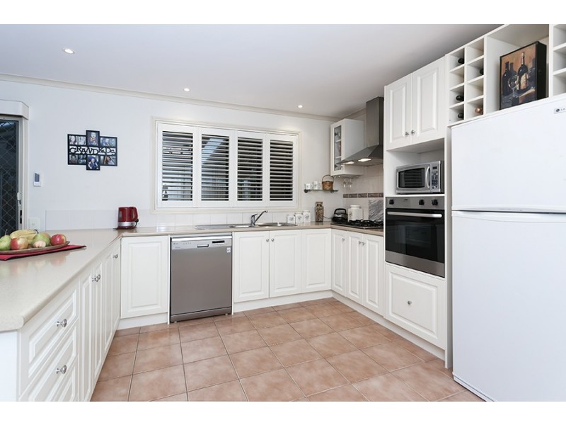 14 Gleneagles Ave, Tarneit VIC 3029