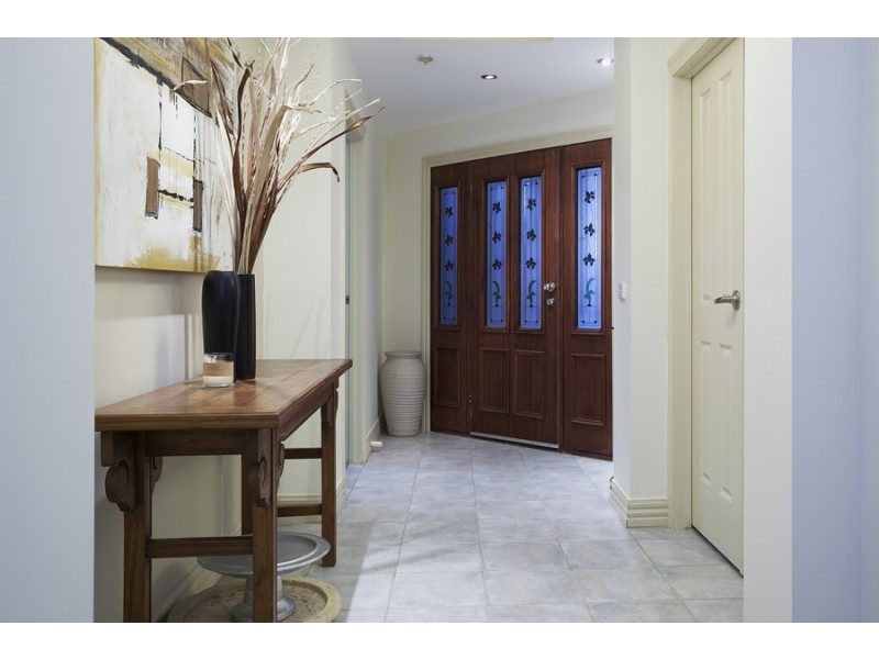 11 River Run Drive, Werribee VIC 3030