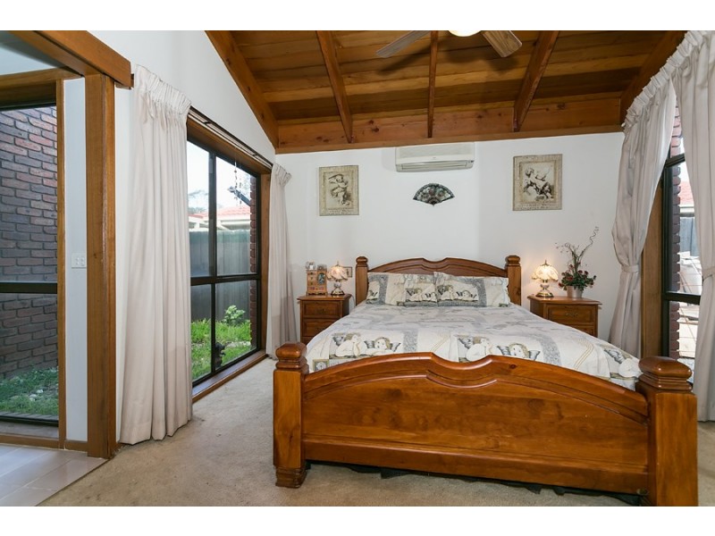 32 Julier Crescent, Hoppers Crossing VIC 3029