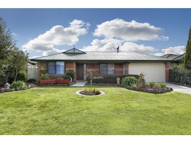 18 Karinya Close, Werribee VIC 3030