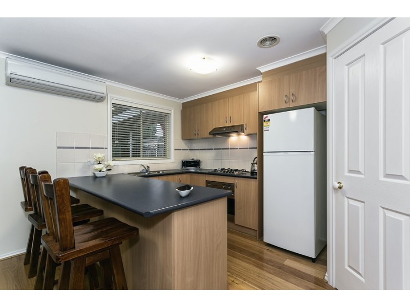 4 Anna Crt, Werribee VIC 3030