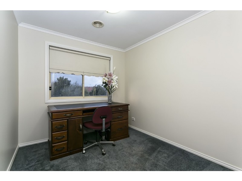 4 Anna Crt, Werribee VIC 3030