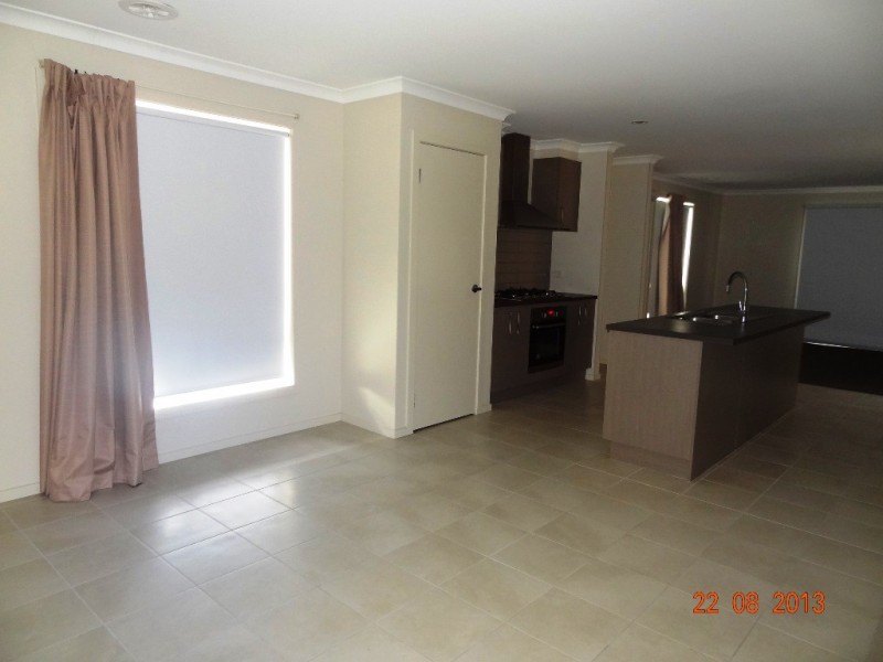 73 Ronald Road, Truganina VIC 3029