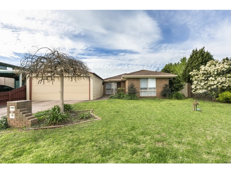 10 Lena Crt, Hoppers Crossing VIC 3029