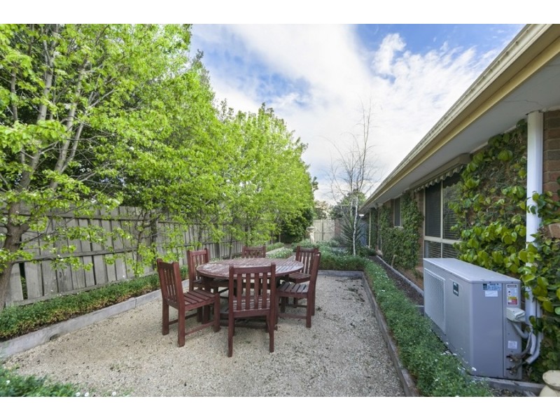 10 Lena Crt, Hoppers Crossing VIC 3029