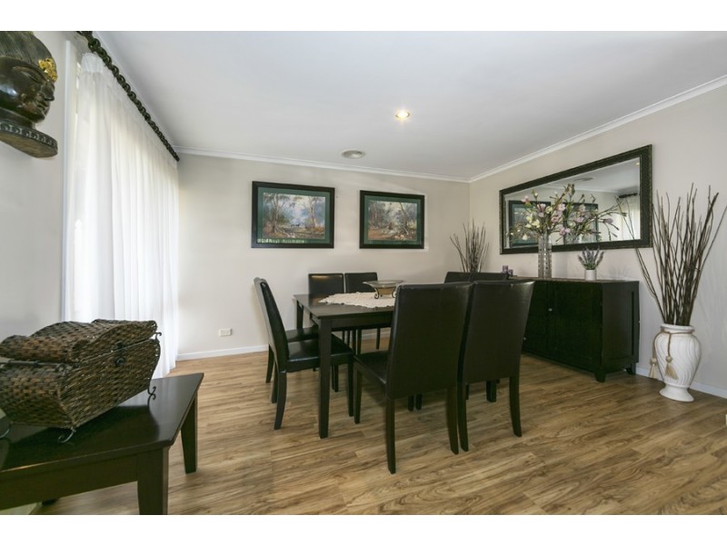 10 Lena Crt, Hoppers Crossing VIC 3029