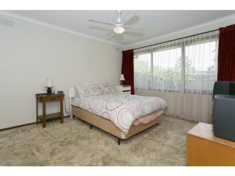 28 Quarbing Street, Werribee VIC 3030