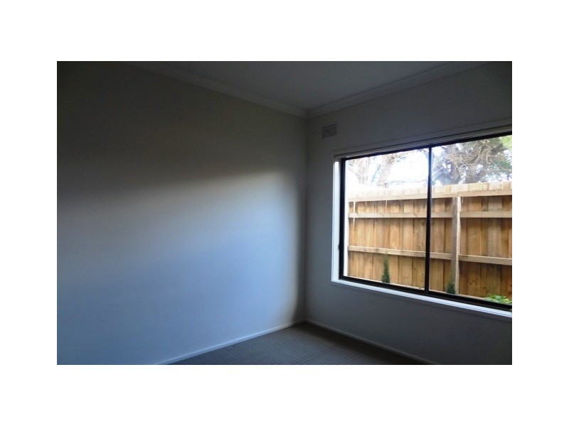 5/16 Centre Avenue, Werribee VIC 3030