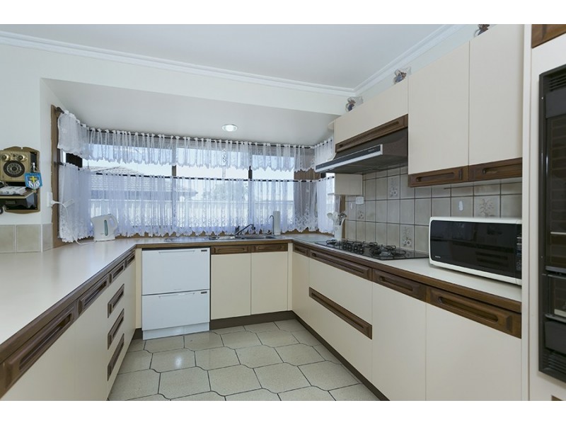 42 Bellbridge Drive, Hoppers Crossing VIC 3029