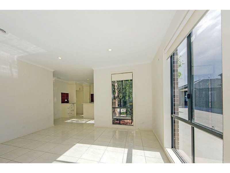 5/101-103 Waratah Drive, Altona Meadows VIC 3028