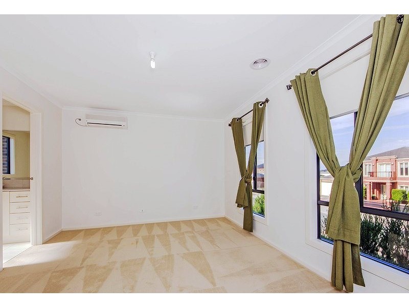 5/101-103 Waratah Drive, Altona Meadows VIC 3028