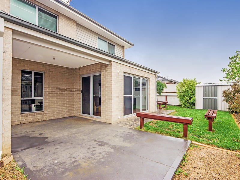 9 Blue Wren Drive, Williams Landing VIC 3027