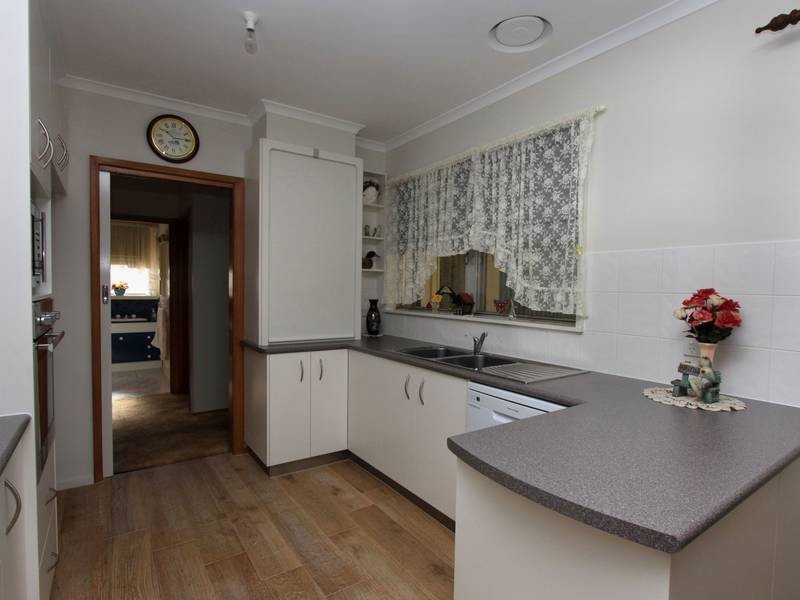 1 Glenda Street, Werribee VIC 3030