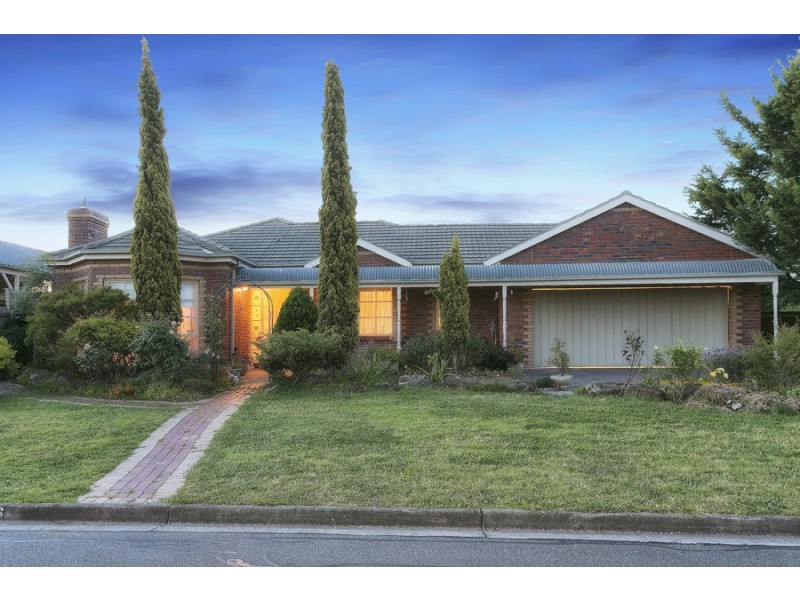 36 Hastings Ave, Hoppers Crossing VIC 3029