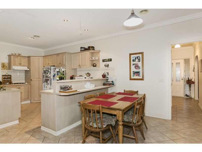 36 Hastings Ave, Hoppers Crossing VIC 3029