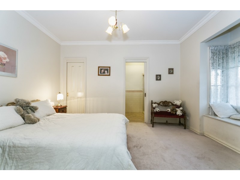 36 Hastings Ave, Hoppers Crossing VIC 3029