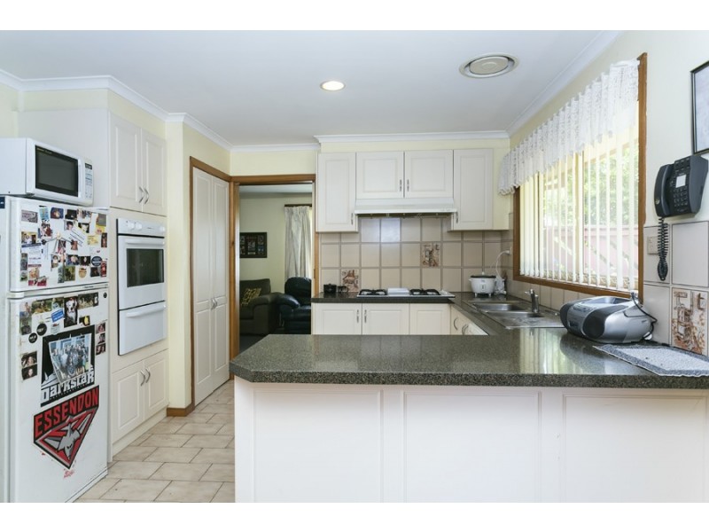 85 Powell Drive, Hoppers Crossing VIC 3029