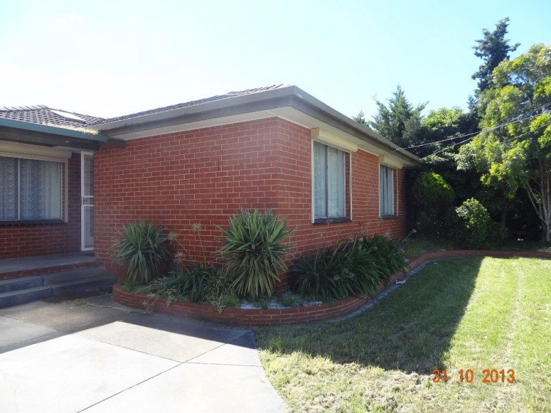 2 Mcintosh Avenue, Hoppers Crossing VIC 3029