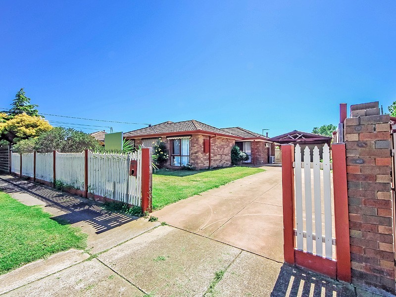 22 Rowes Road, Werribee VIC 3030
