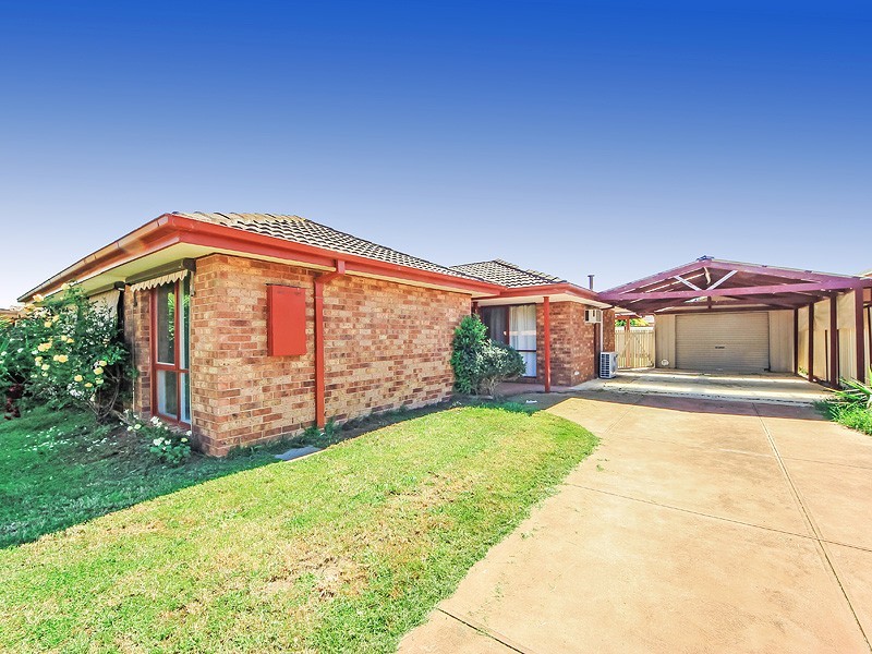 22 Rowes Road, Werribee VIC 3030