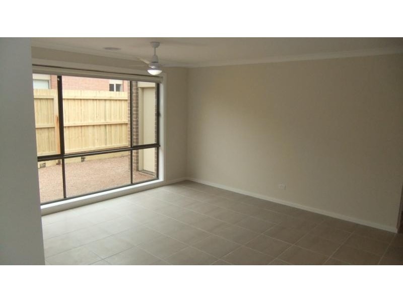 17 Botanical Drive, Truganina VIC 3029